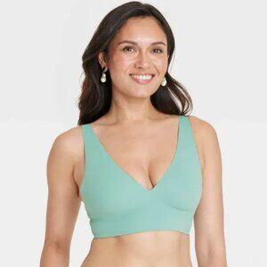 Auden Luxury Collection Small Green Unlined V-Neck Bralette NEW